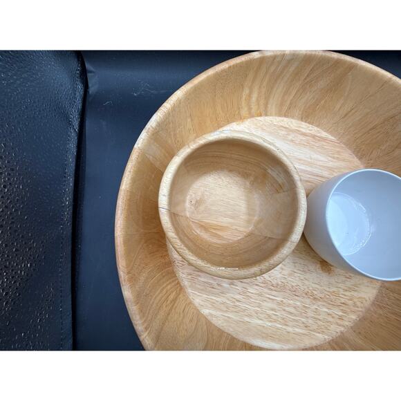 Crate&Barrel Wooden Chip/Dip Tray - Picture 4 of 6